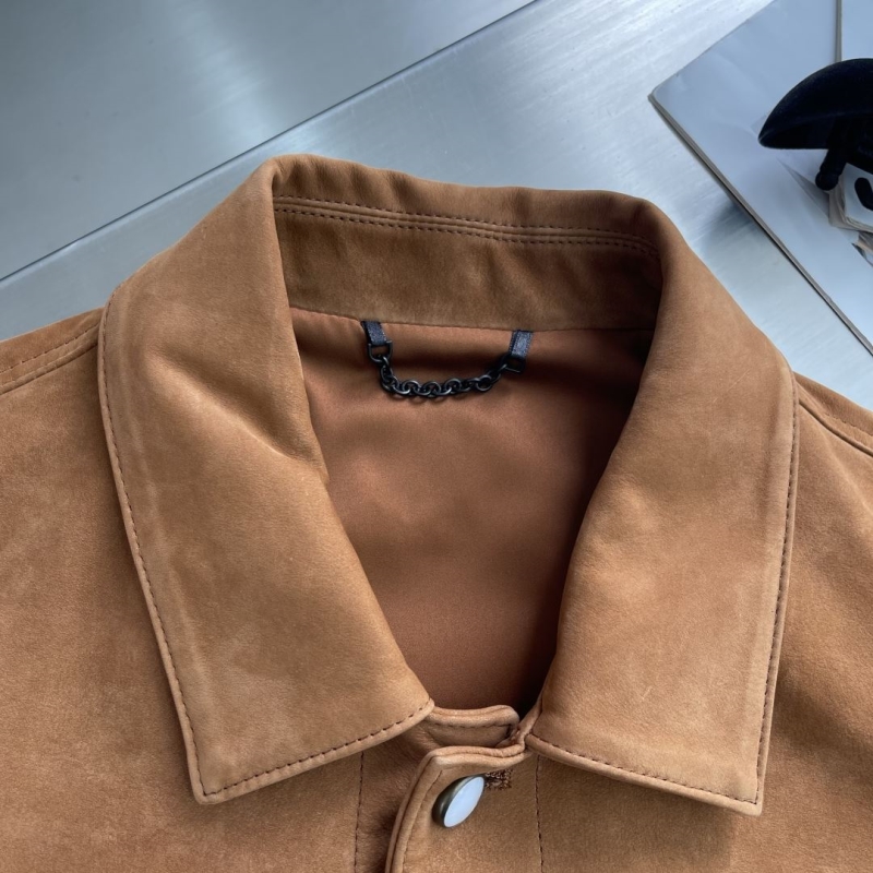 l0vis Vvtt0n outwear